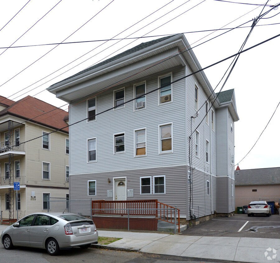 Foto principal - 32 Holly St