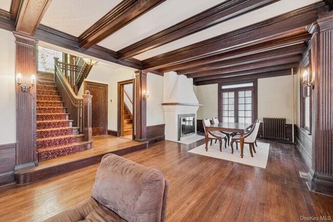 Building Photo - 397 Split Rock Rd