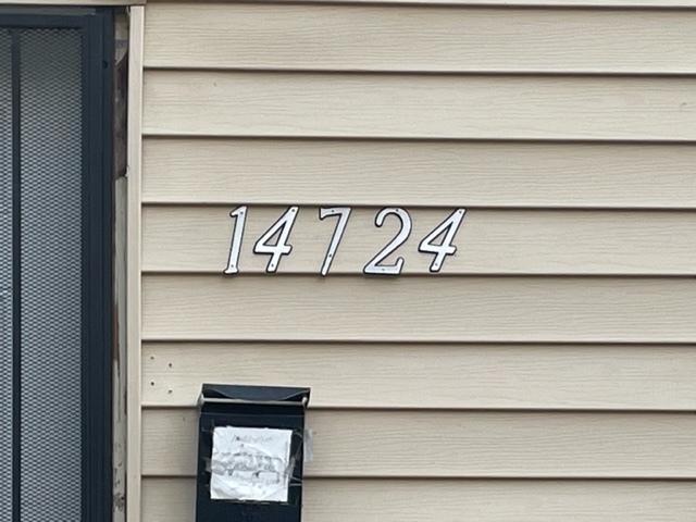 Foto del edificio - 14724 Dobson Ave