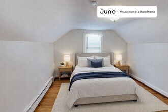 Building Photo - Room in Shared 4 bed/2 bath home