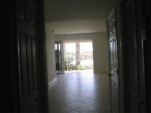 Building Photo - 9171 Palmetto Ridge Dr