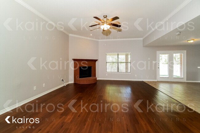 Building Photo - 3901 Maid Marian Circle