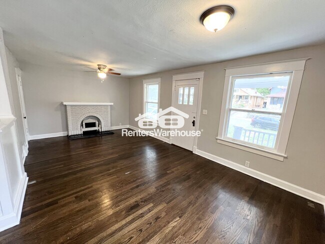 Foto del edificio - 2446 Quincy St