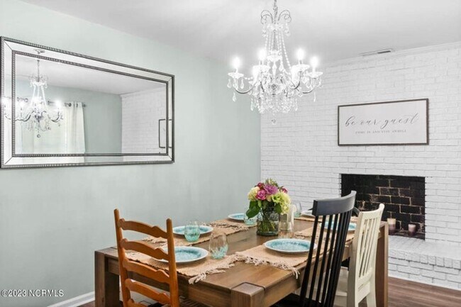 Foto del edificio - Fully Furnished Single Family Home - Long ...