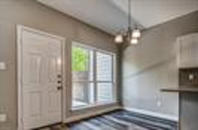 Foto del edificio - 3258 Wexford Dr