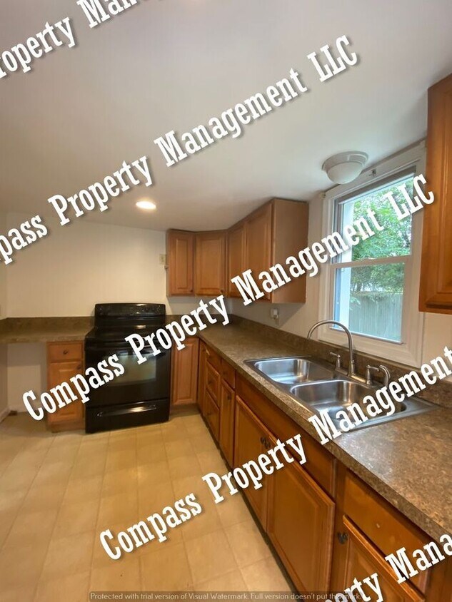 Primary Photo - $1195 - 2 Bed, 1 Bath 1st Floor Apartment ...