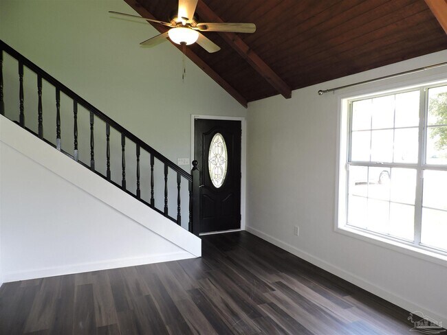 Building Photo - 7674 Old Hickory Dr