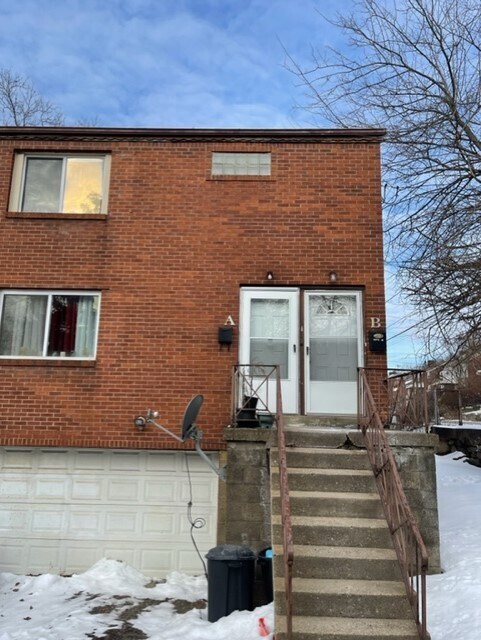 Foto del edificio - 2624 Woodstock Ave