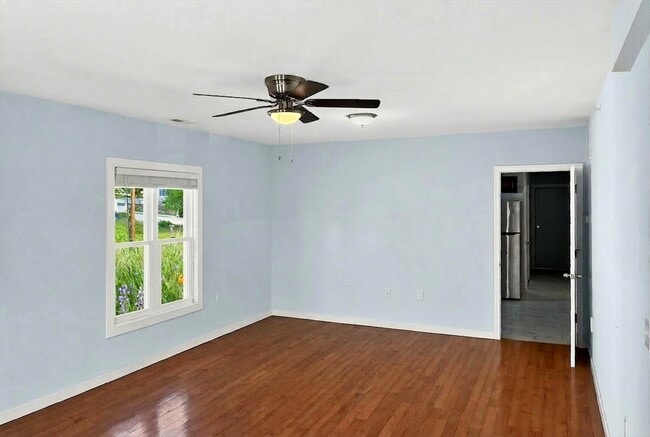 Foto del edificio - 247 Pilgrim Ave