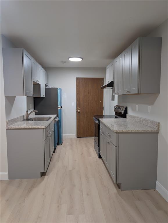 Foto del edificio - 420 Woodward Rd