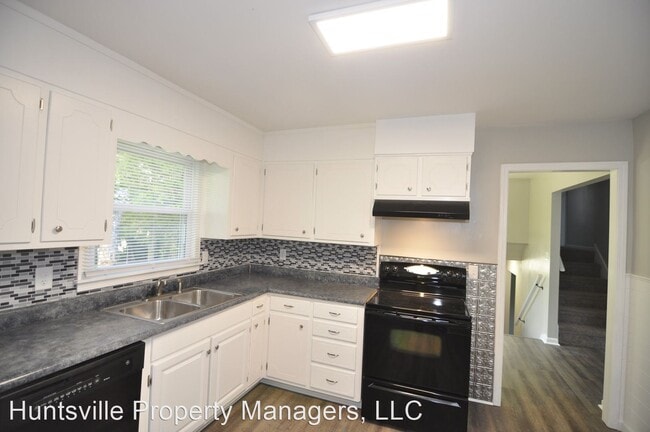 Building Photo - 4 br, 2 bath House - 2816 Broadview Drive NW