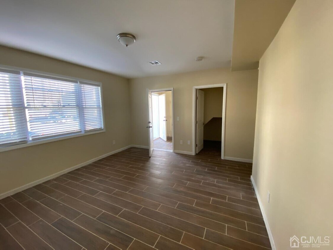 36 Division St, New Brunswick, NJ 08901 Apartment for Rent in New