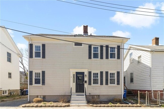 Building Photo - 5 Byrnes St