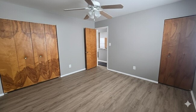 Foto del edificio - 46169 Jefferson Ave