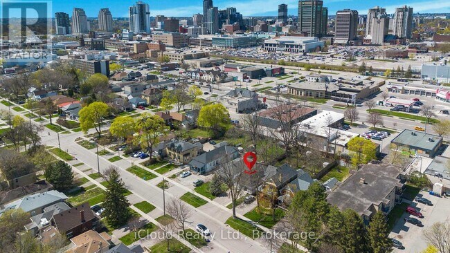 Photo du bâtiment - 368 Simcoe St