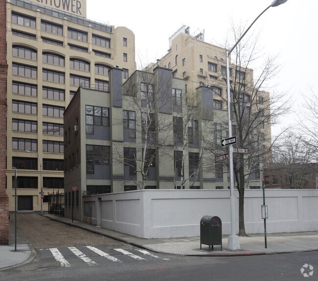Foto del edificio - 20 Old Fulton St
