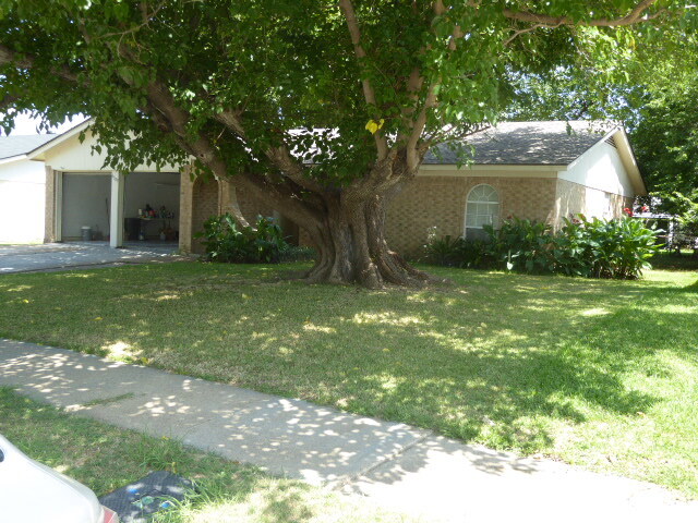 Building Photo - 6629 Kitty Dr