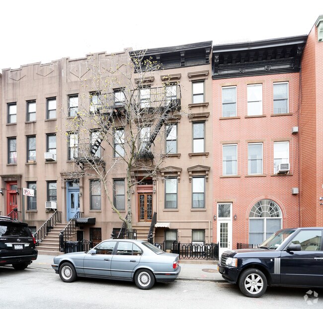 Building Photo - 268 Degraw St