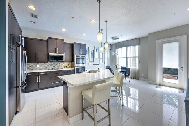 Foto del edificio - 1932 Juno Landing Ln