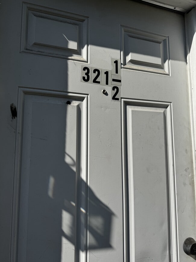Building Photo - 2 Porter Ave