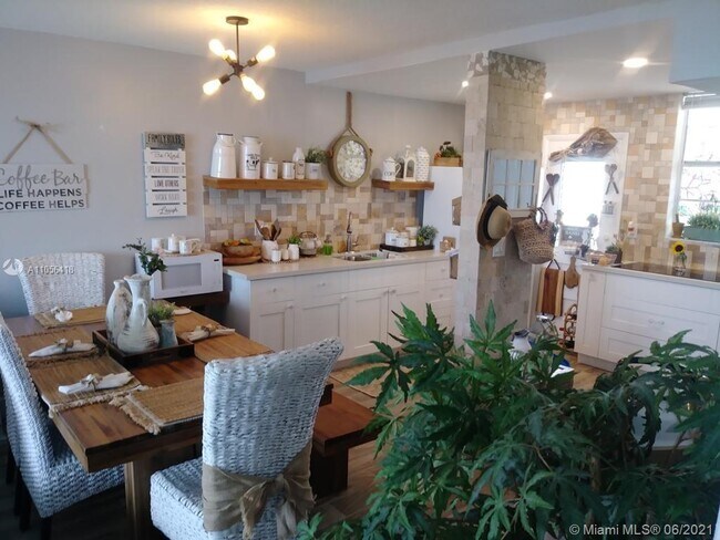 Foto del edificio - 2910 Point E Dr