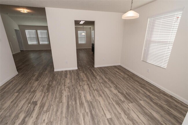 Building Photo - 42 Santa Barbara Dr