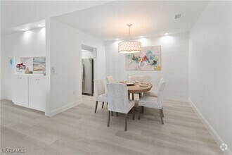 Building Photo - 784 Willowbrook Dr
