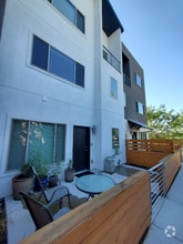 Building Photo - 2183 525 W