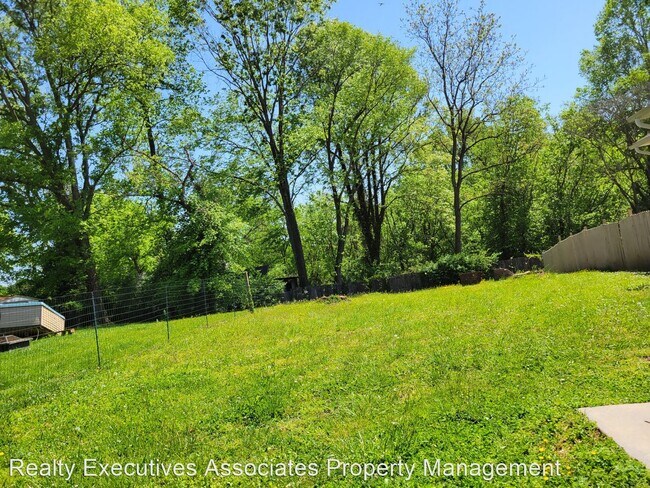 Foto del edificio - 3 br, 2 bath House - 5416 Magazine Rd