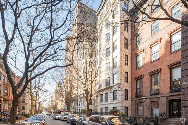 Building Photo - 71 Pierrepont St