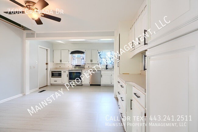 Building Photo - 7608 Granada Dr