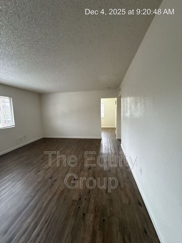 Building Photo - 524 S Encina St