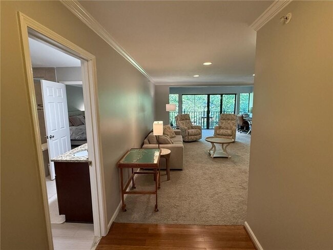 Building Photo - 27409 Plantation Dr NE