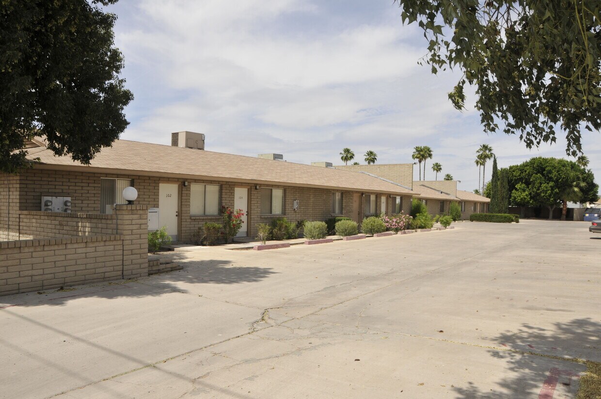 9820 E Broadway Rd, Mesa, AZ 85208 Apartments Mesa, AZ