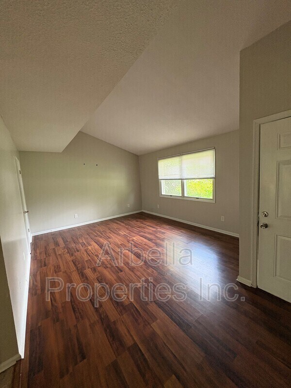 Foto del edificio - 1816 Presswood Rd