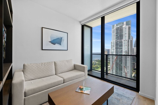 Foto del edificio - 398 NE 5th St