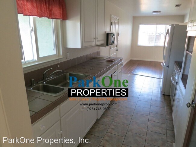 Foto del edificio - 3 br, 2 bath House - 1836 Baldwin Ct.