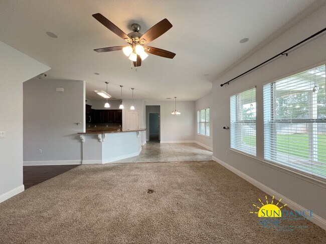 Foto del edificio - Stunning 4 Bedroom Home in Crestview!