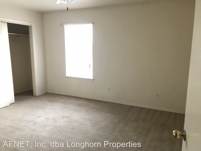 Building Photo - 1102 Horizon Dr