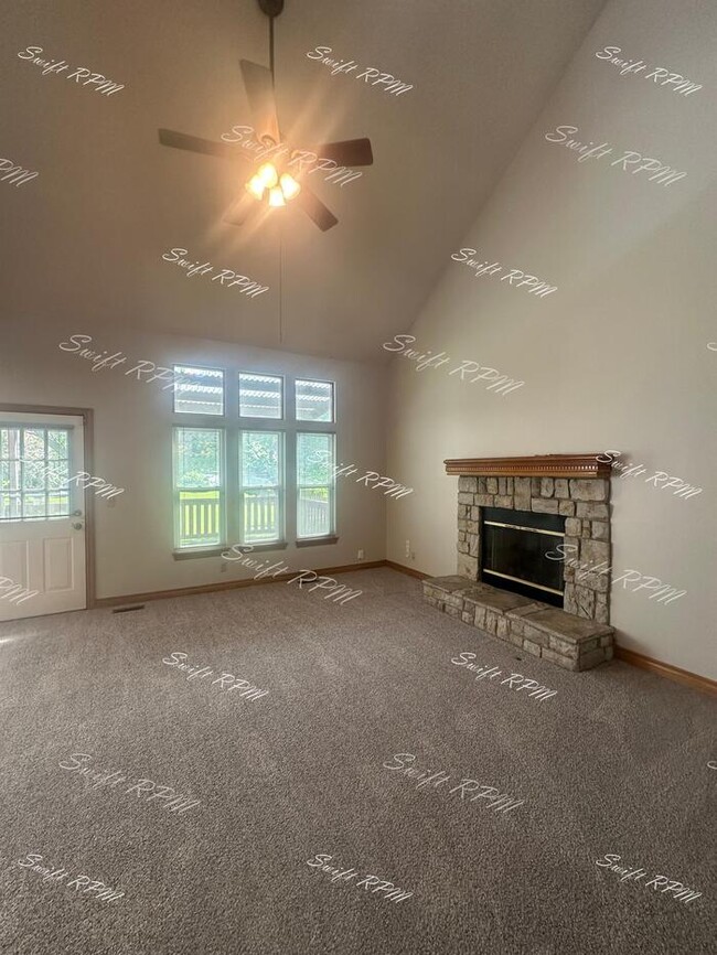Building Photo - 7409 W 155th Terrace