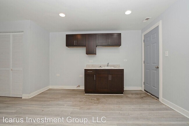Foto del edificio - 814-820 E 67th St