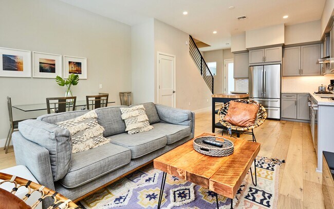Building Photo - Newly built 3 bed in South Redondo Townhome