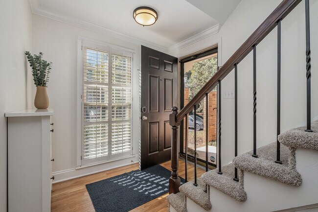 Foto del edificio - 9005 Nolley Ct