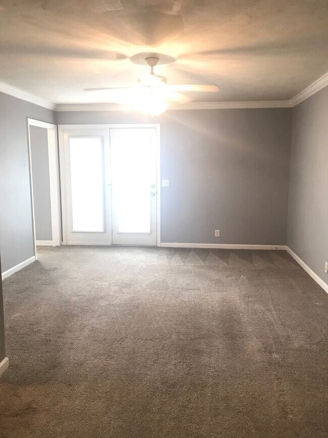 Foto del edificio - 2 br, 2.5 bath House - 932 Sitting Bull Cr...