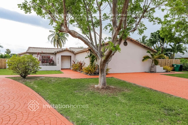Building Photo - 14730 SW 158th St