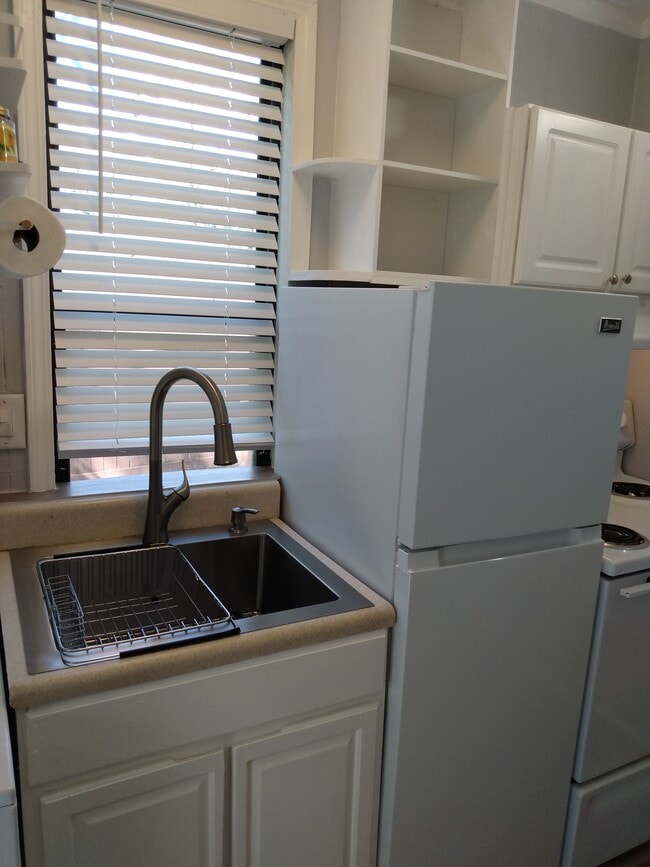 Photo - 201 Lake Dr Townhome