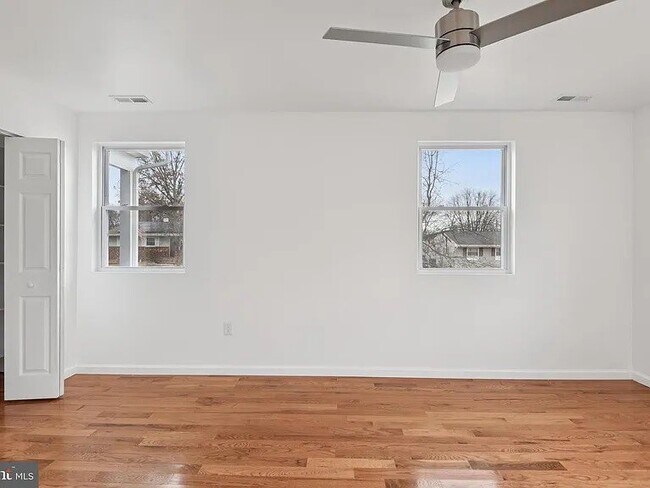 Foto del edificio - 513 Kintop Rd