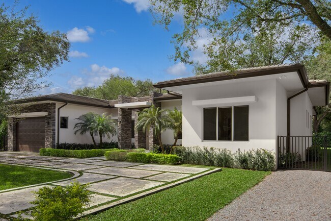 Foto del edificio - 5300 SW 76th St