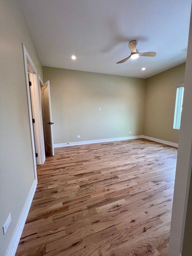 Foto del edificio - 4231 S Champlain Ave