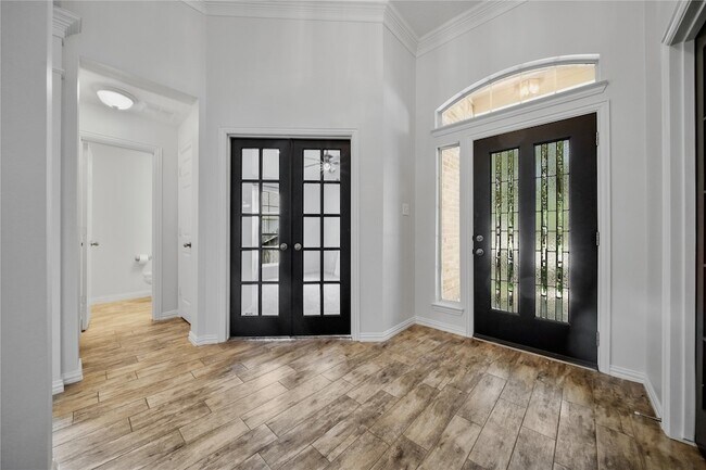 Building Photo - 14 Beauty Bower Pl